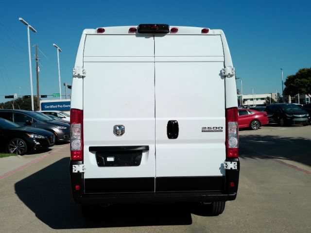 Used 2025 RAM ProMaster 2500 w/ Convenience Group FWD image 11