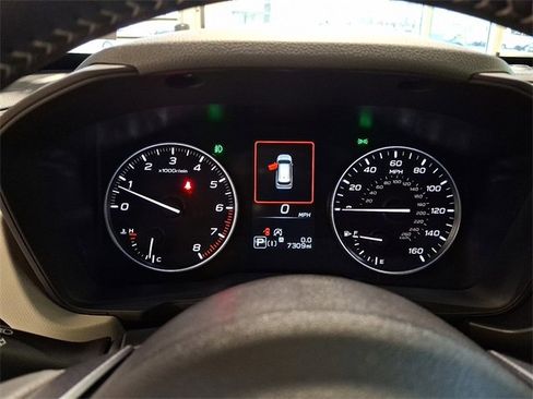 Certified 2025 Subaru Forester Limited image 22