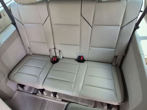 Used 2021 Cadillac Escalade ESV Premium Luxury w/ Driver Assist Tech Package RWD image 22