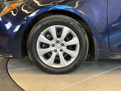Used 2025 Toyota Corolla LE FWD image 25