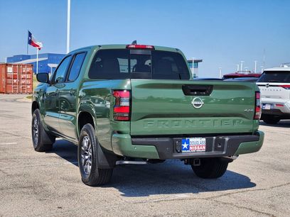 New 2026 Nissan Frontier SV w/ Tow Package