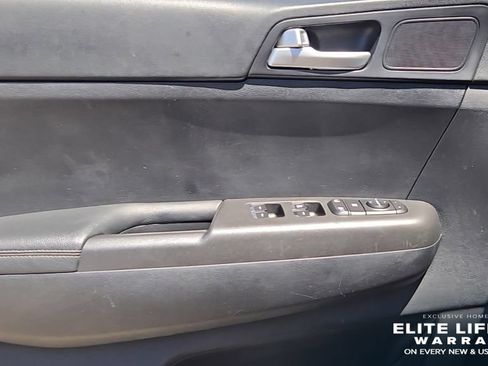 Used 2019 Kia Sportage LX FWD image 22