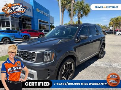 Used 2024 Kia Telluride S w/ S Sunroof Package