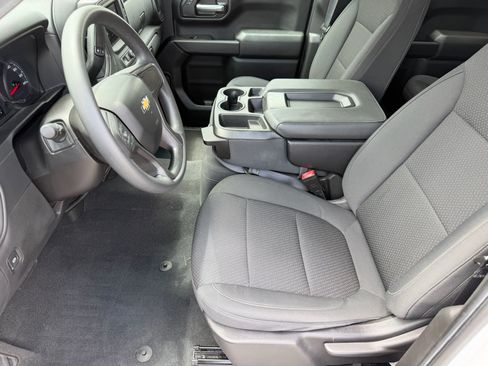 Used 2021 Chevrolet Silverado 1500 Custom AWD/4WD image 16