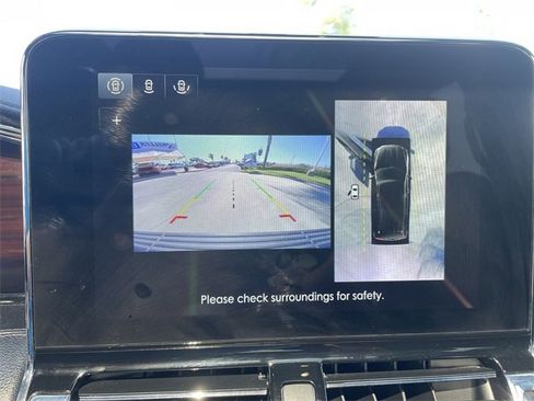Used 2021 Lincoln Navigator L Reserve image 15