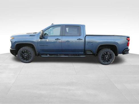 New 2026 Chevrolet Silverado 3500 LT w/ Trail Boss Package AWD/4WD image 2