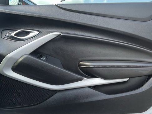 Used 2019 Chevrolet Camaro LT w/ RS Package image 33