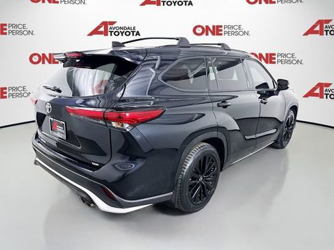 Certified 2025 Toyota RAV4 XLE w/ Weather Package image 7