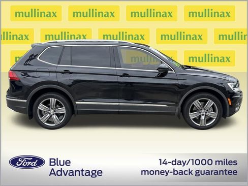 Used 2020 Volkswagen Tiguan SEL image 2