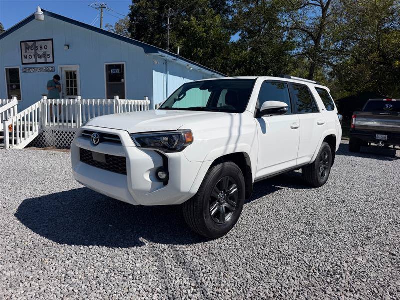 Used 2022 Toyota 4Runner SR5 Premium w/ Moonroof Package RWD image 1
