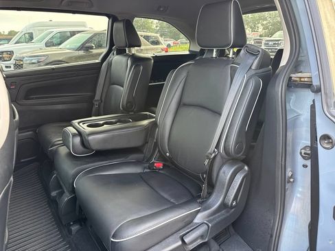 Used 2025 Honda Odyssey Touring image 12