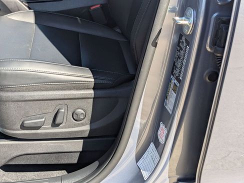 Used 2025 Kia Telluride S image 23