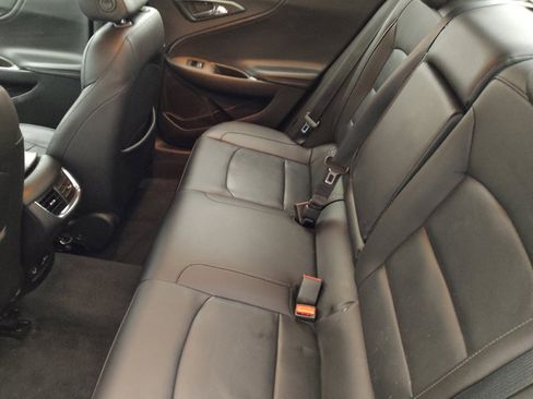 Used 2018 Chevrolet Malibu LT w/ Leather Package image 18