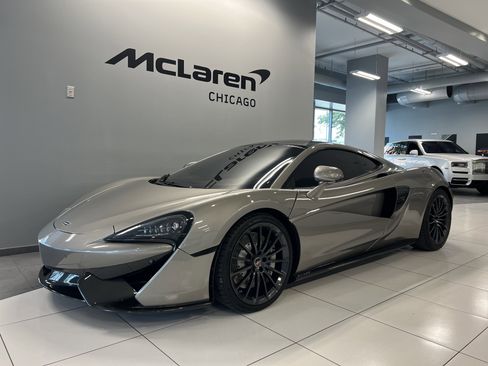 Used 2017 McLaren 570S image 4