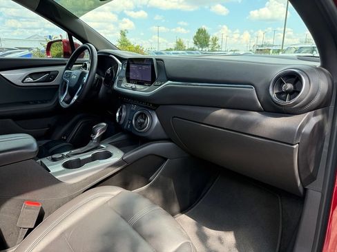 Used 2019 Chevrolet Blazer LT FWD image 37