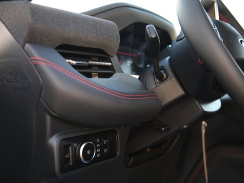 New 2026 Ford Explorer ST-Line w/ ST-Line Street Pack image 24