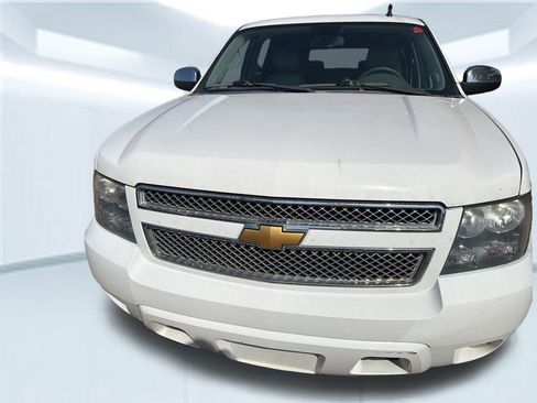 Used 2013 Chevrolet Suburban LT image 5