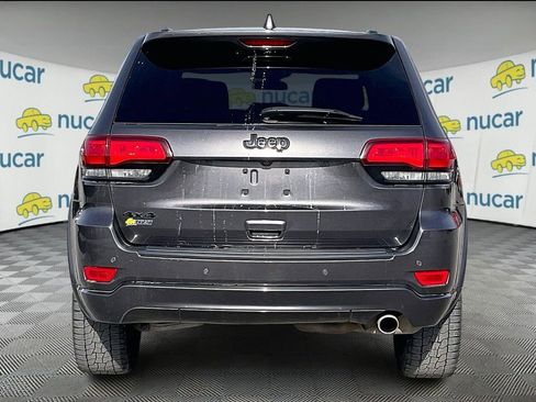 Used 2021 Jeep Grand Cherokee Laredo X image 5