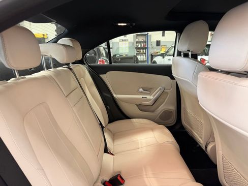 Used 2022 Mercedes-Benz A 220 4MATIC image 26