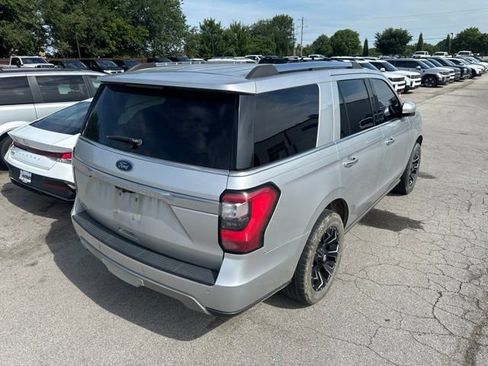 Used 2018 Ford Expedition Limited w/ Equipment Group 301A AWD/4WD image 22