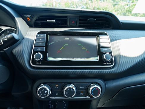 New 2025 Nissan Kicks Play S image 14