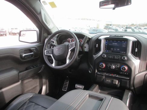 Used 2022 Chevrolet Silverado 1500 RST image 21