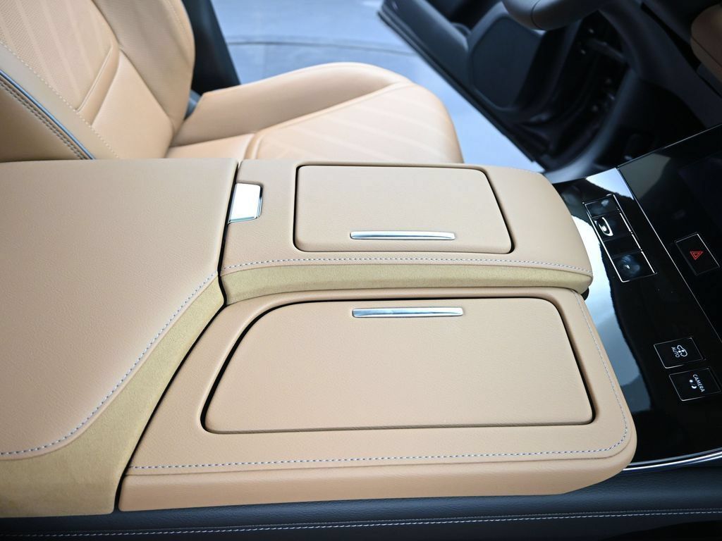 New 2026 INFINITI QX80 Luxe w/ Cargo Package AWD/4WD image 19