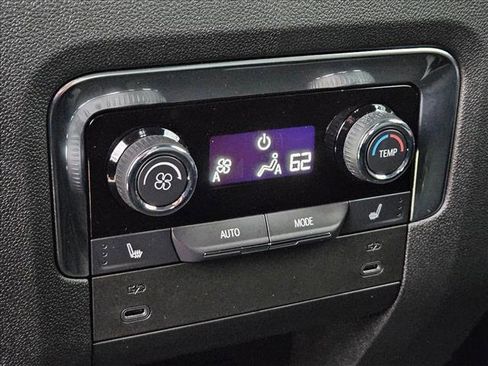 Used 2025 Chevrolet Tahoe LT w/ Comfort Package image 21