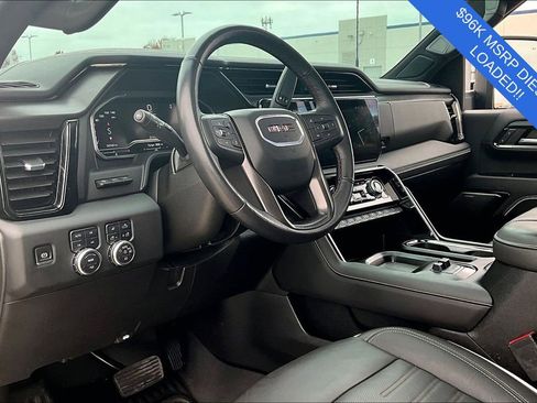 Used 2024 GMC Sierra 2500 AT4X image 17