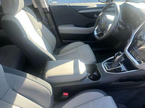 Used 2025 Subaru Outback Premium image 17