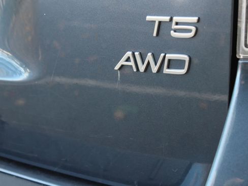 Used 2008 Volvo V50 T5 image 11