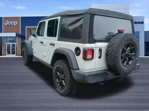 Used 2021 Jeep Wrangler Unlimited Sport AWD/4WD image 3