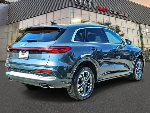 Used 2025 Audi Q5 Premium w/ Convenience Package AWD/4WD image 4