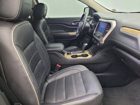 Used 2019 GMC Acadia Denali image 21