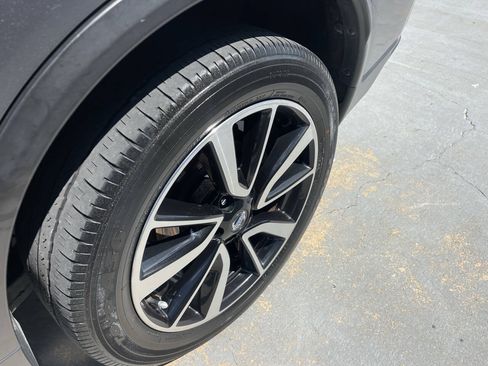 Used 2019 Nissan Rogue SL FWD image 7