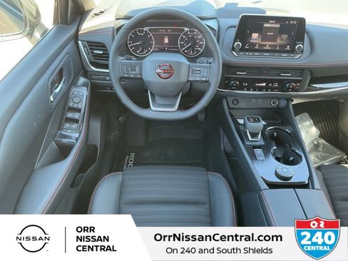 New 2026 Nissan Rogue SV AWD/4WD image 14