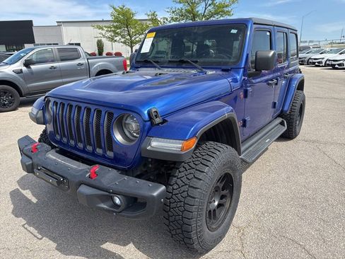 Used 2019 Jeep Wrangler Unlimited Rubicon AWD/4WD image 3