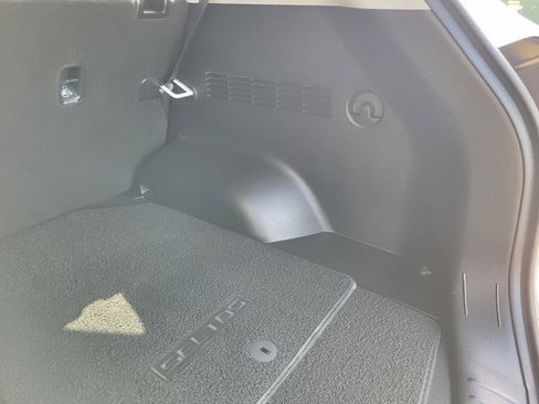 Used 2024 Kia Seltos EX AWD/4WD image 47