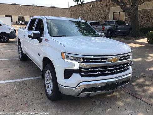 Used 2023 Chevrolet Silverado 1500 LTZ AWD/4WD image 6