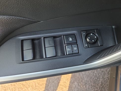 Certified 2023 Toyota RAV4 LE image 27