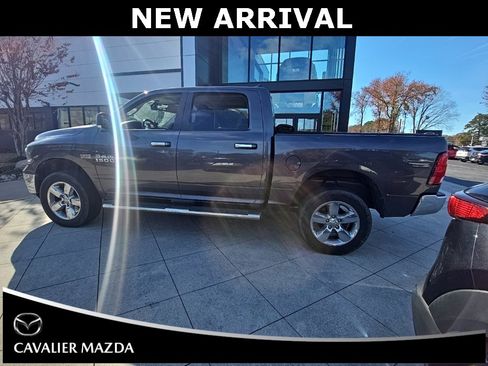 Used 2018 RAM 1500 Big Horn image 9