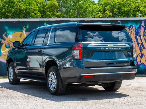 Used 2021 Chevrolet Suburban LT RWD image 14