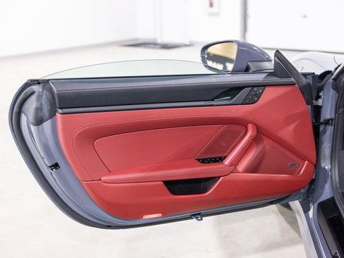 Used 2026 Porsche 911 GTS image 26