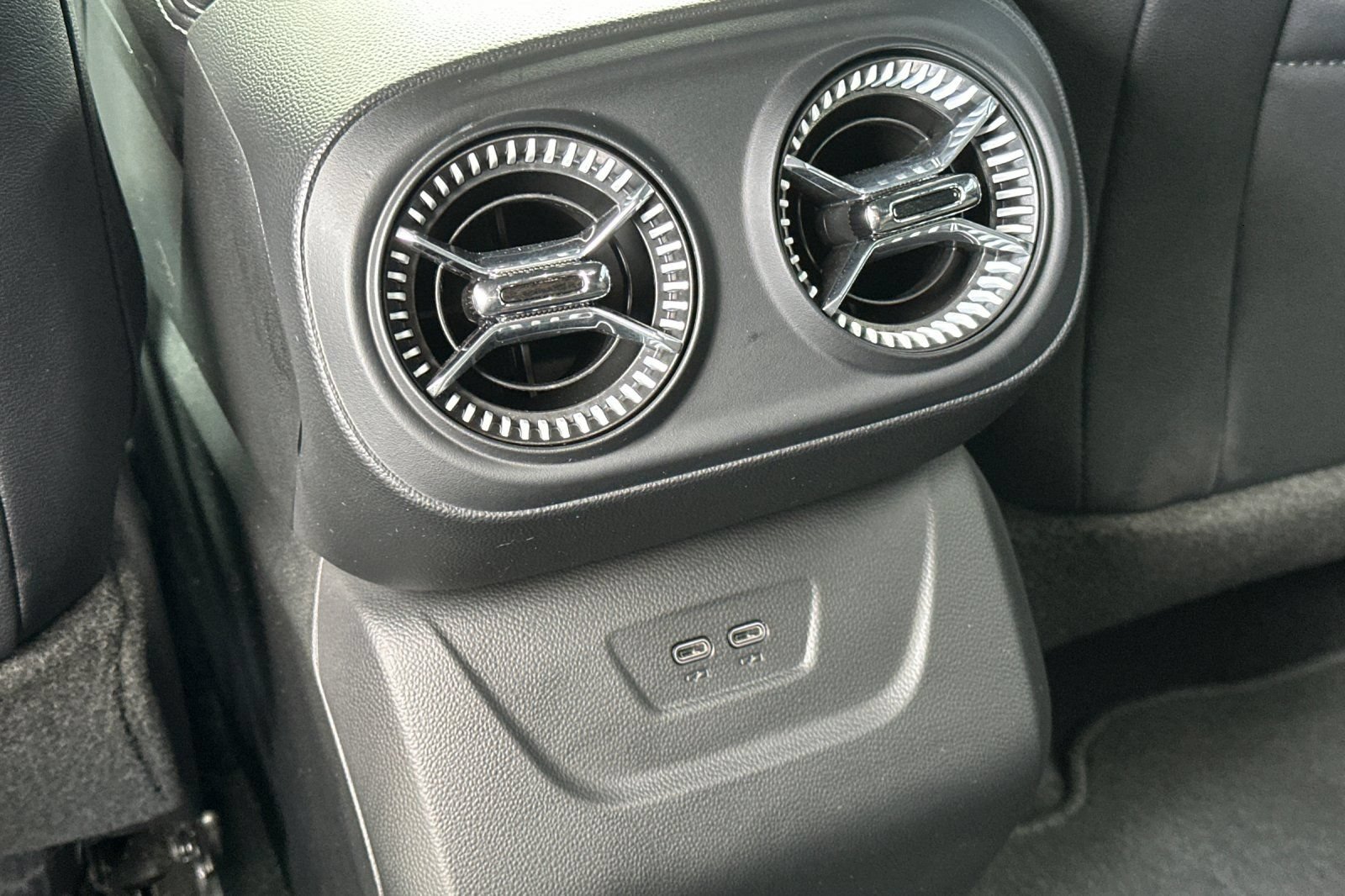 Used 2026 Chevrolet Blazer EV LT AWD/4WD image 40