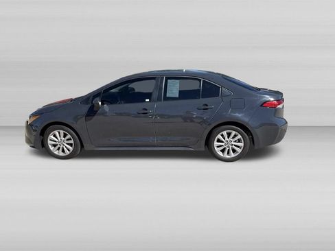 Used 2024 Toyota Corolla LE w/ LE Convenience Package FWD image 10