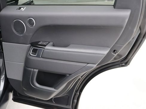 Used 2021 Land Rover Range Rover Sport HST image 15