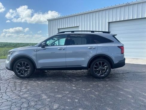 Used 2022 Kia Sorento SX Prestige AWD/4WD image 2