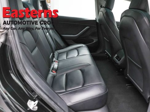 Used 2021 Tesla Model 3 Standard Range Plus image 20