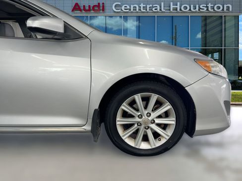 Used 2012 Toyota Camry XLE image 12