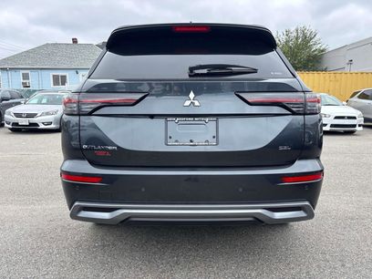 New 2025 Mitsubishi Outlander SEL